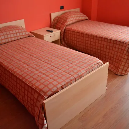 Hotel Romanì